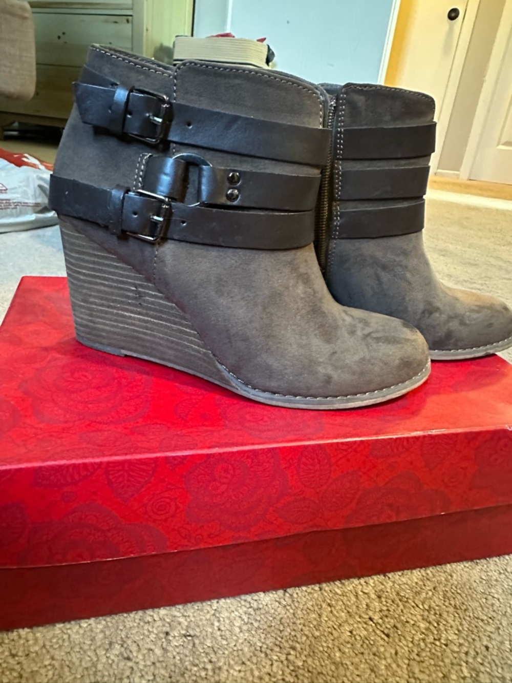 Carlos Santana Gray Suede Wedge Ankle Boots with Black Straps
